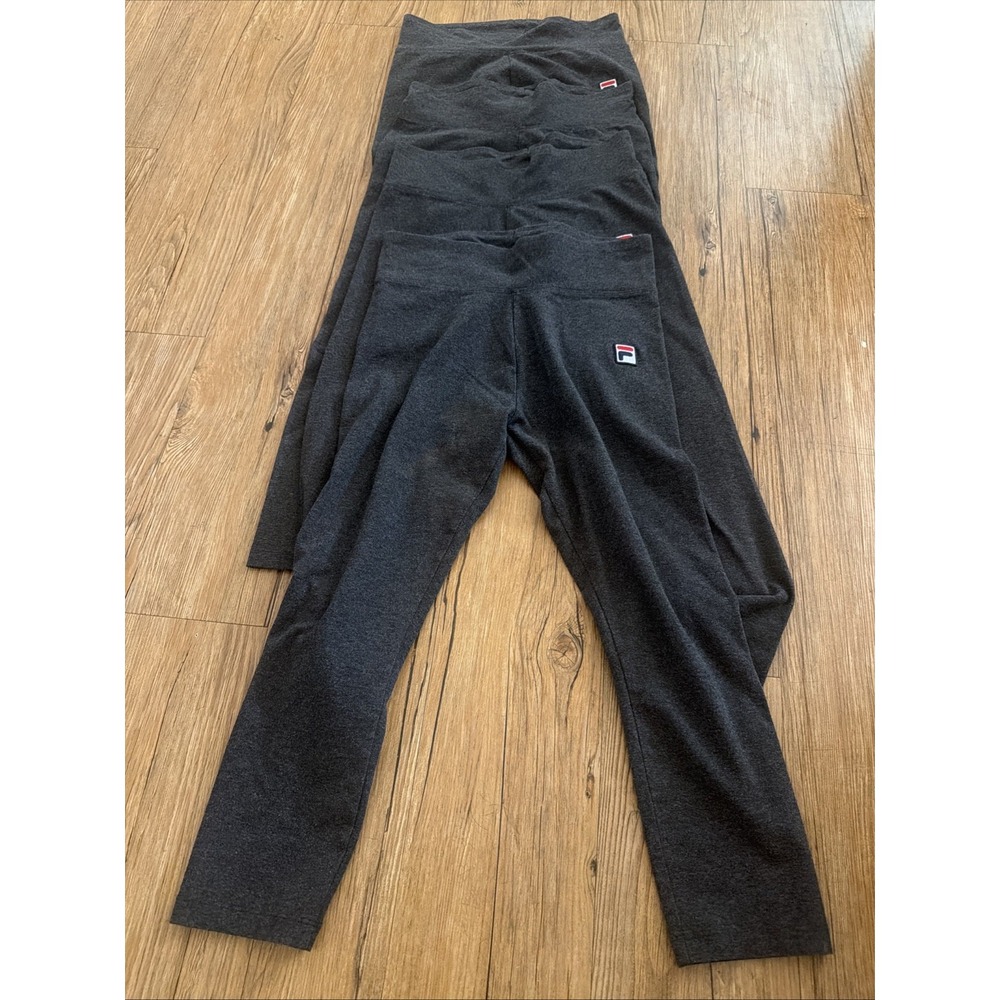 4 Pairs Of Women's Size Small Grey Fila Leggings Crop